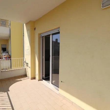 Linda Alba Adriatica